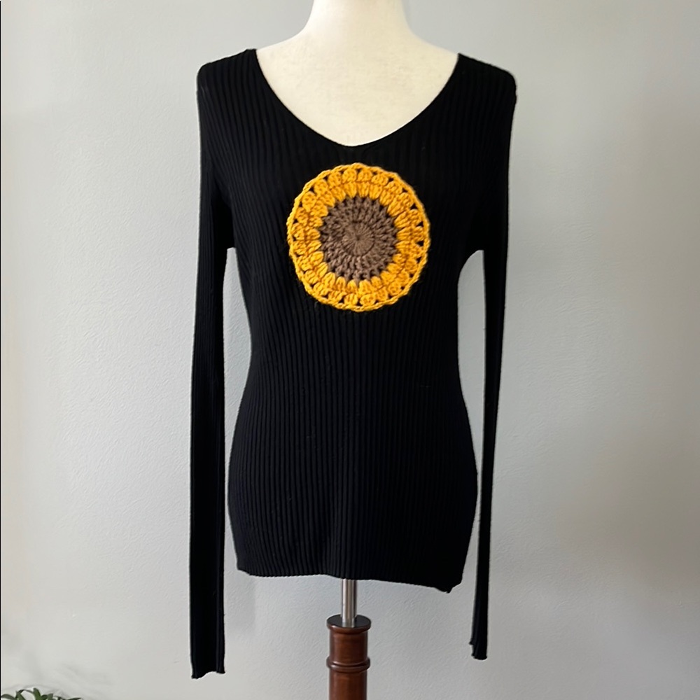 Black Long Sleeve Top with Sunflower Crochet Design Size Medium - Picture 1 of 8